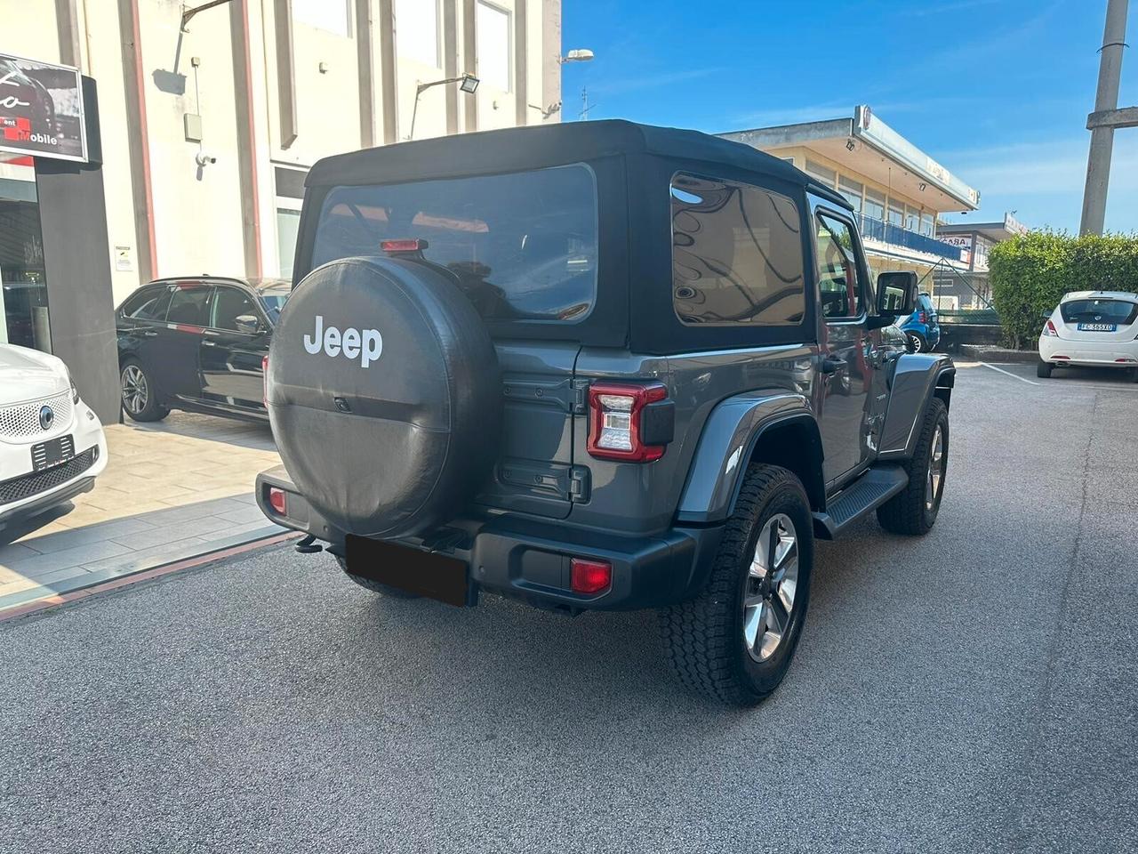 Jeep Wrangler 2.2 Mjt II Sahara