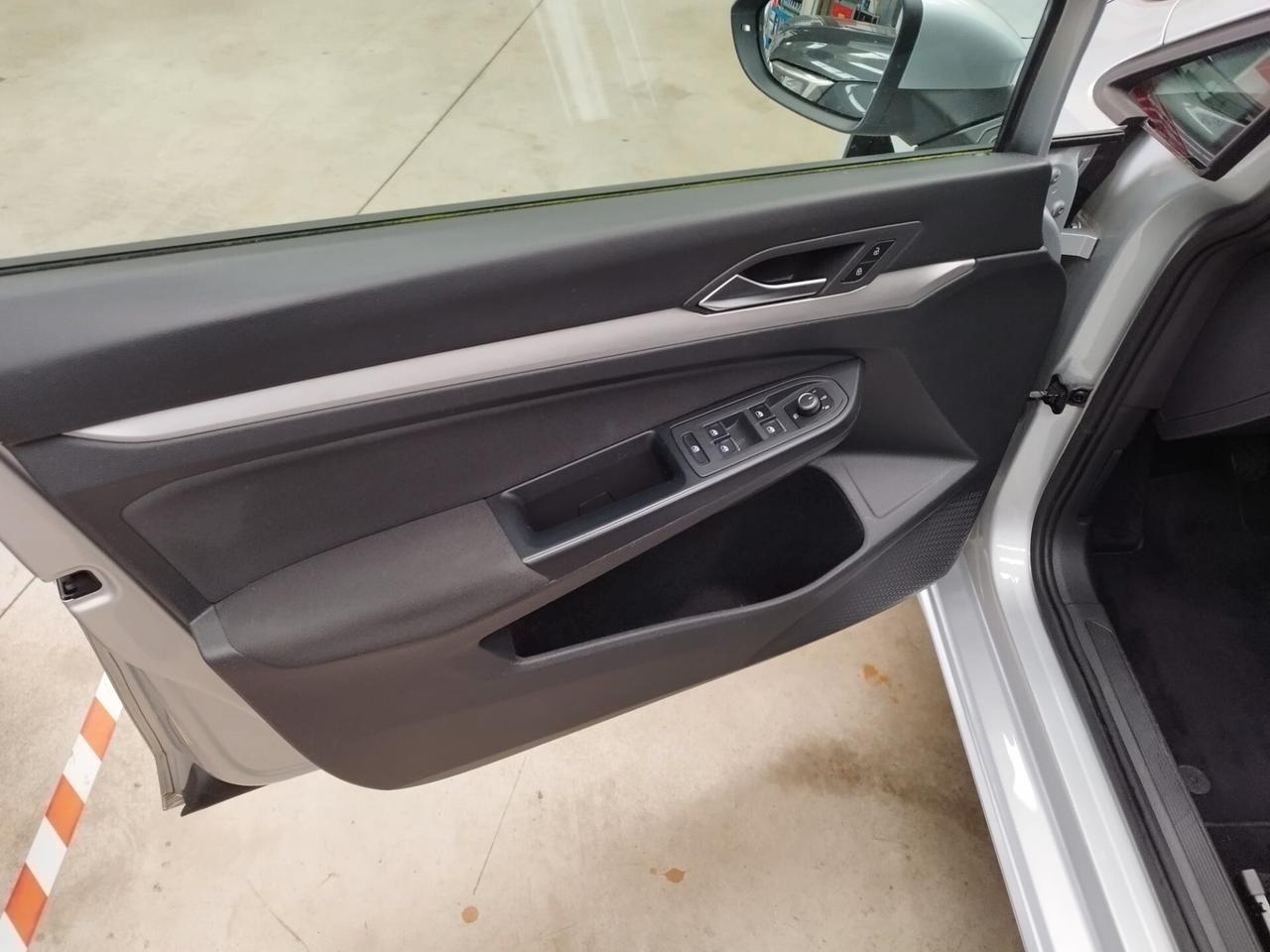 Volkswagen Golf 2.0 TDI SCR Style