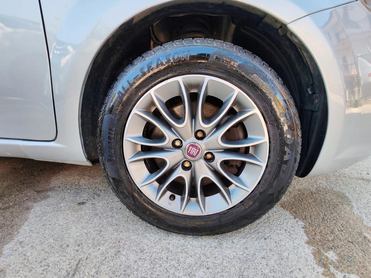 Fiat Punto Evo 1.3 Mjt 95 CV DPF 5 porte S&S Dualogic Sport