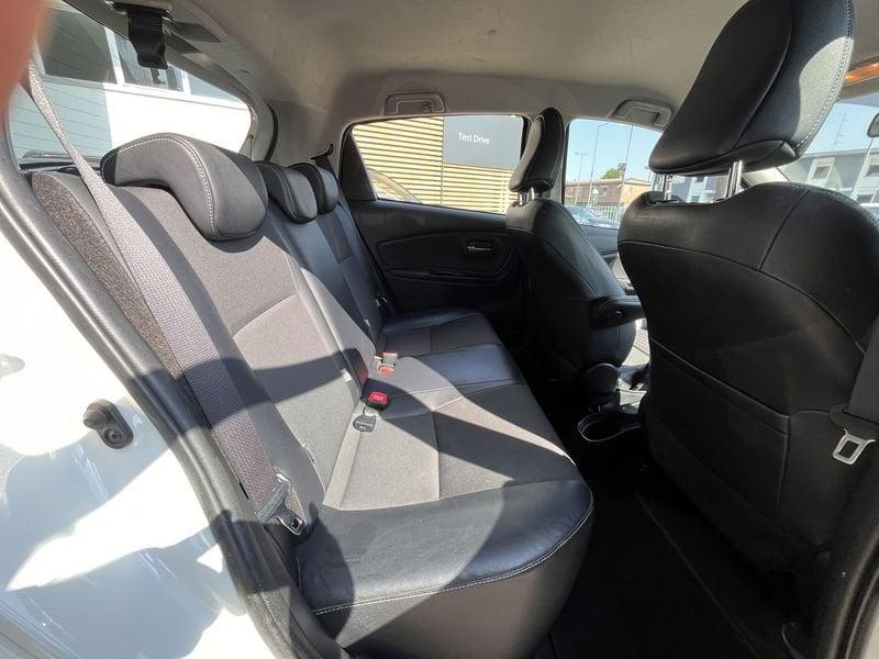 Toyota Yaris 1.3 Dual VVT-i 99cv Lounge