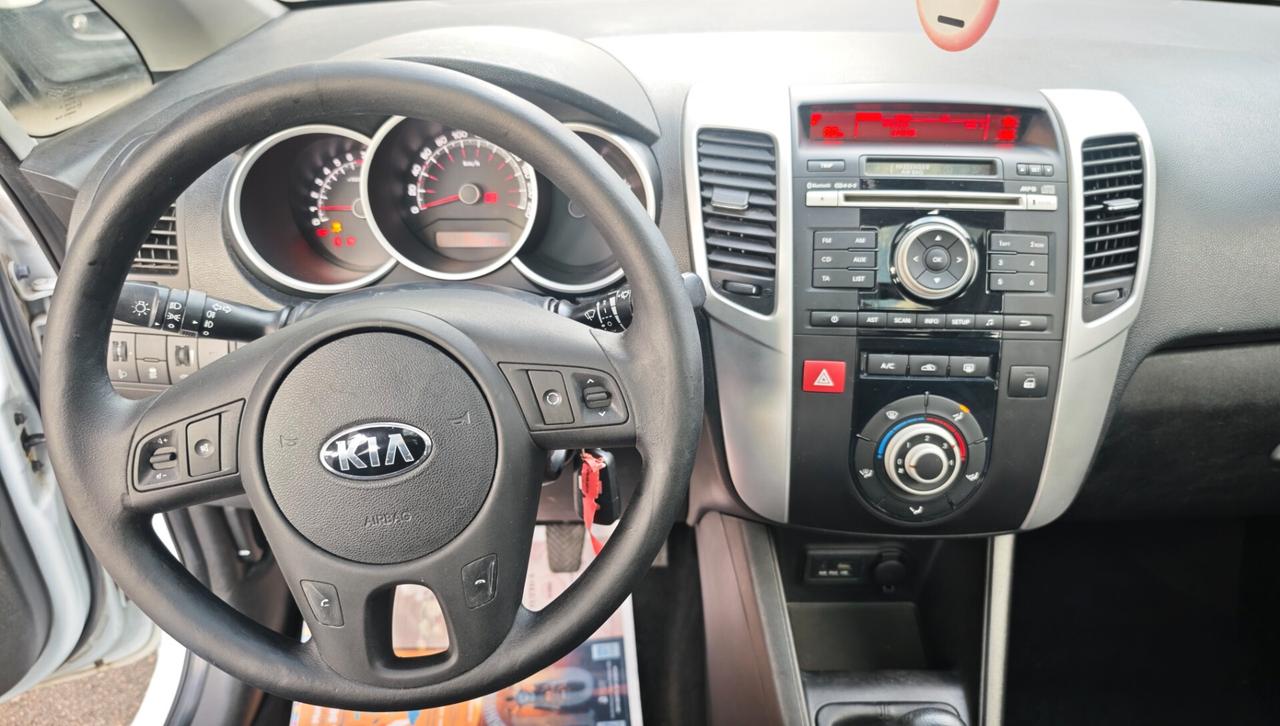 PERFETTA Kia venga 1.4benz 90 CV tetto apribile