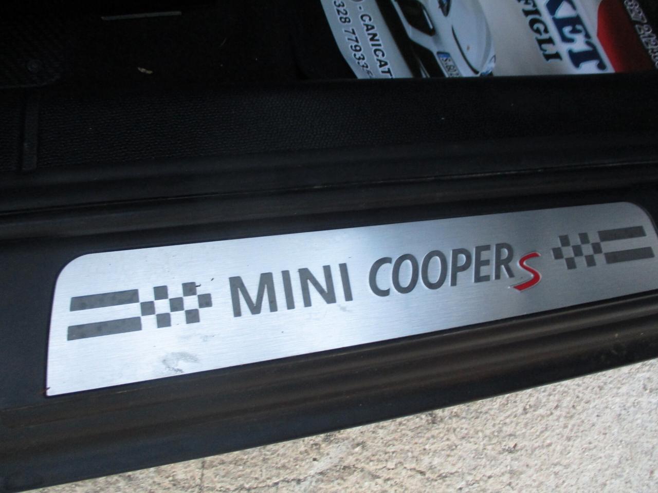 Mini Cooper 2.0 Cooper SD Countryman ALL4 2012