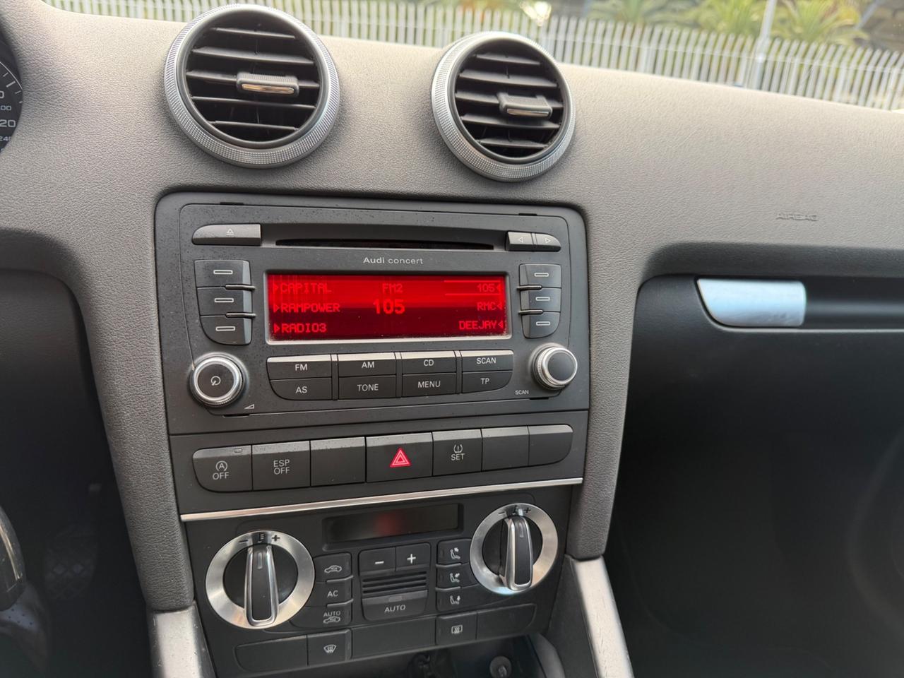 Audi A3 1.6 TDI 105 CV CR Ambition