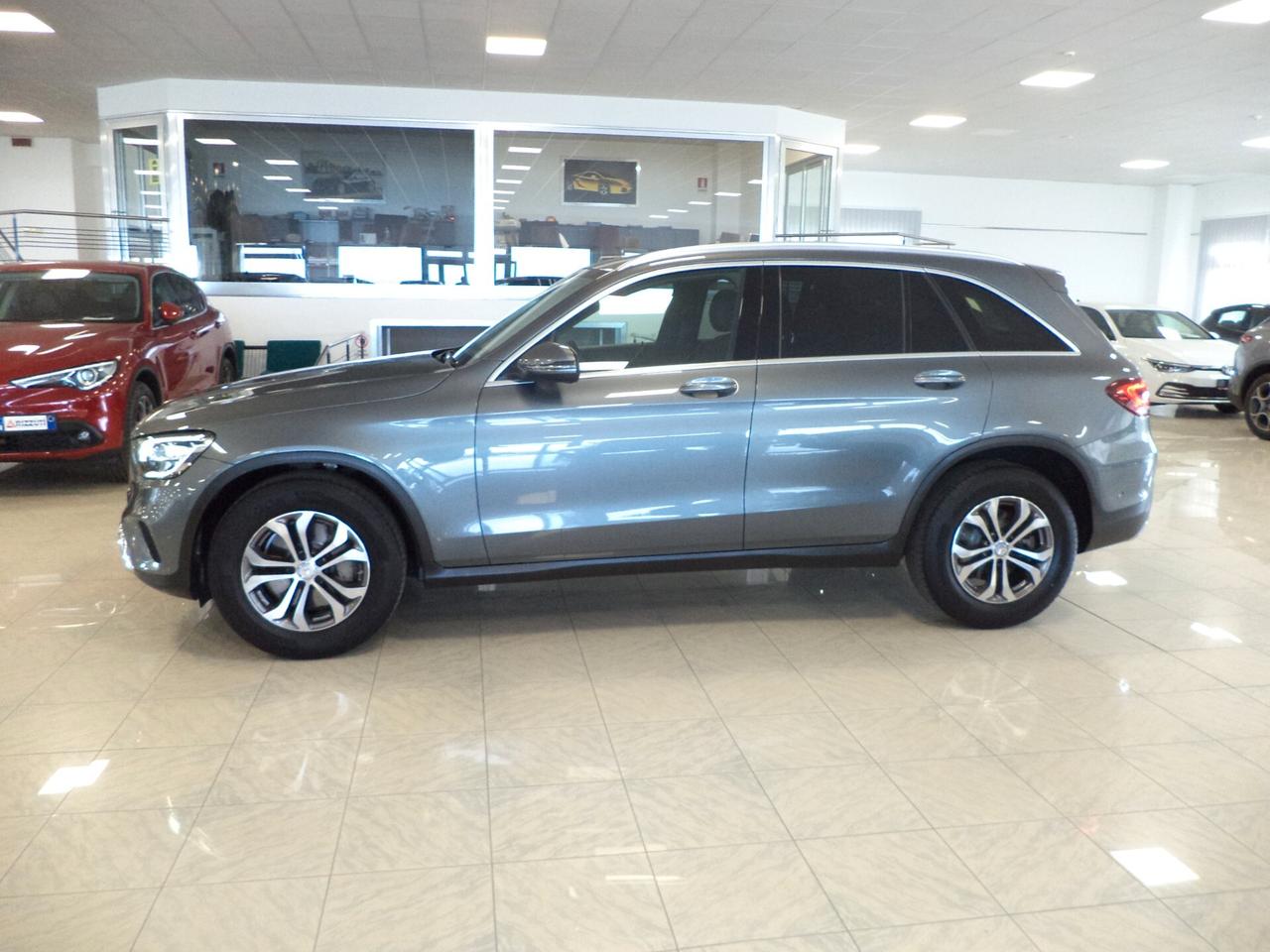 Mercedes-Benz Classe GLC Business 200 d 4matic SUV 2.0D 163cv Euro 6D