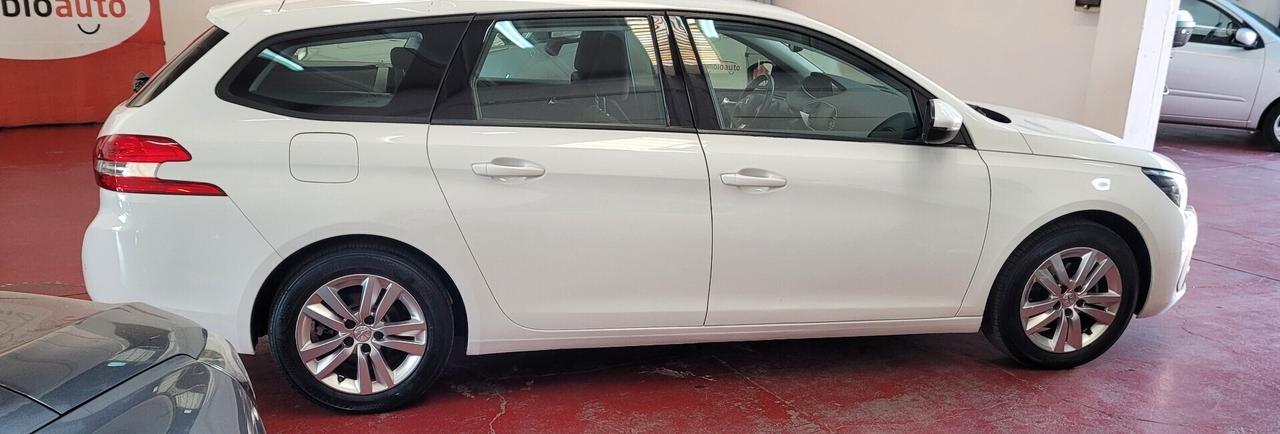 Peugeot 308 BlueHDi 100 SW Business PROMOZIONE