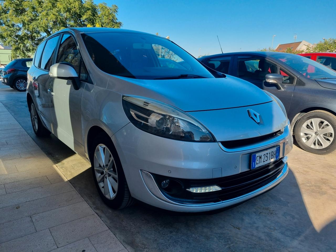 Renault Scenic Scénic XMod 1.5 dCi 110CV Start&Stop Live - 7 POSTI
