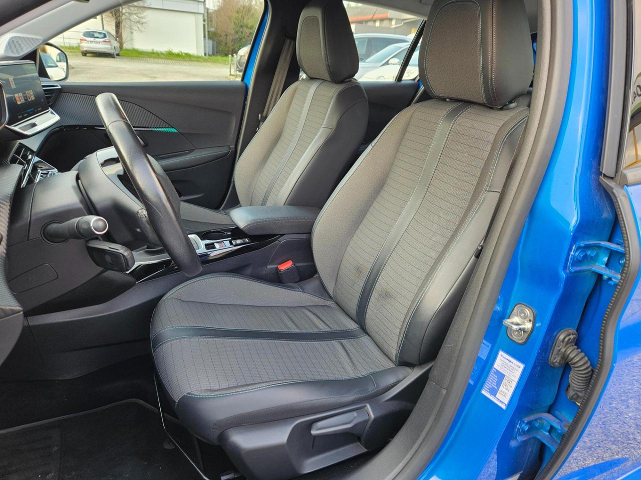 Peugeot 208 5 Porte 208 1.2 puretech Allure s&s 100cv