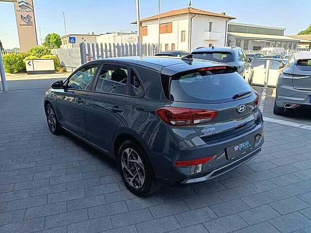 Hyundai i30 Berlina Mild Hybrid 1.0 TGDi 100cv DCT BUSINESS