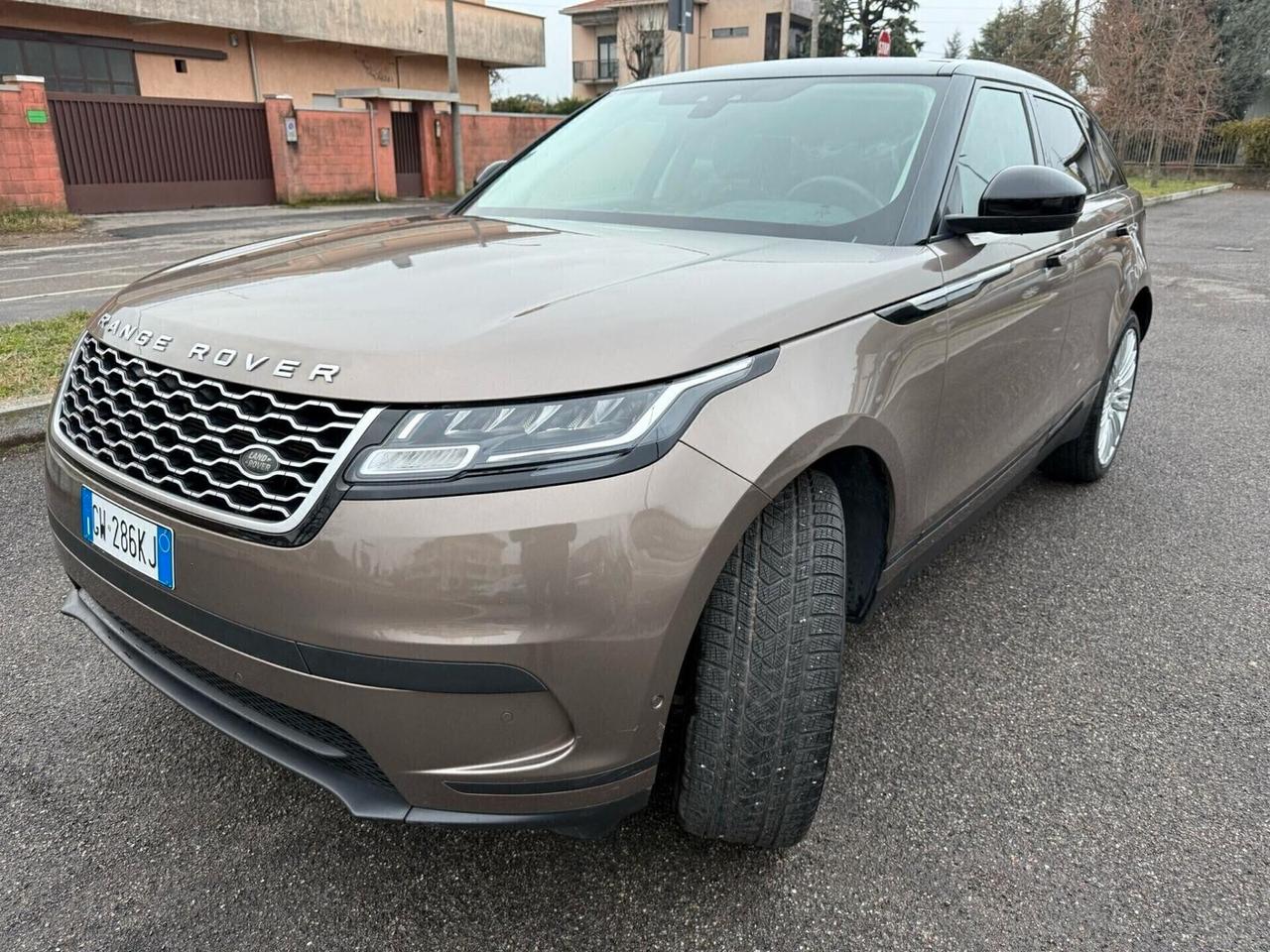 Land Rover Range Rover Velar 2.0D I4 180 CV R-Dynamic