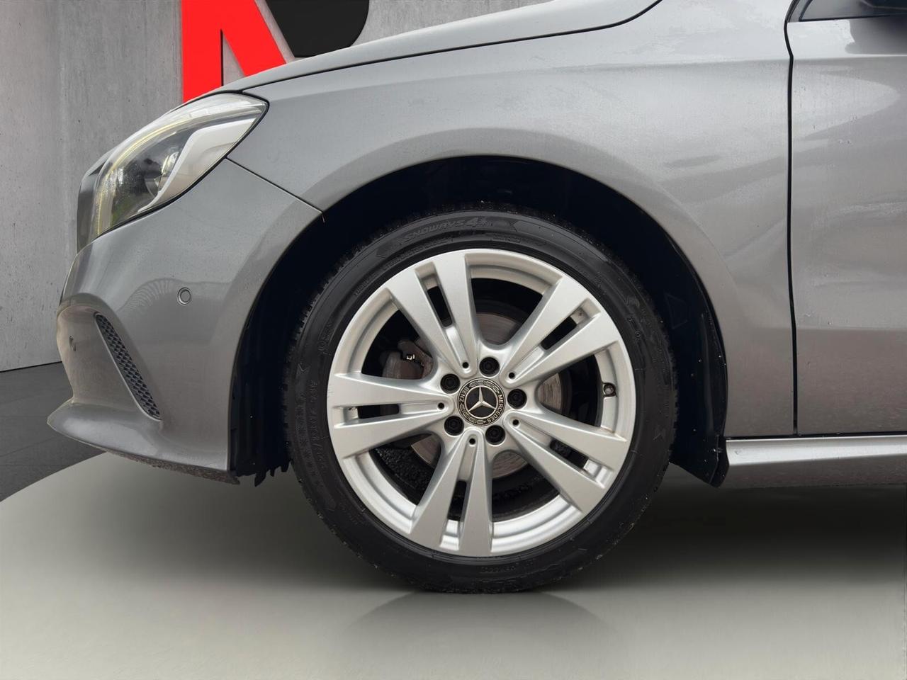 Mercedes-benz A 180 d Automatic Premium