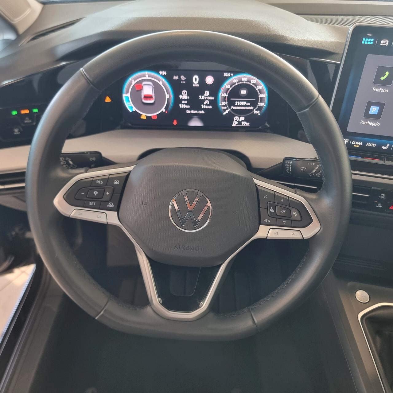 VOLKSWAGEN GOLF 8 LIFE 2.0 TDI 115cv Euro 6E