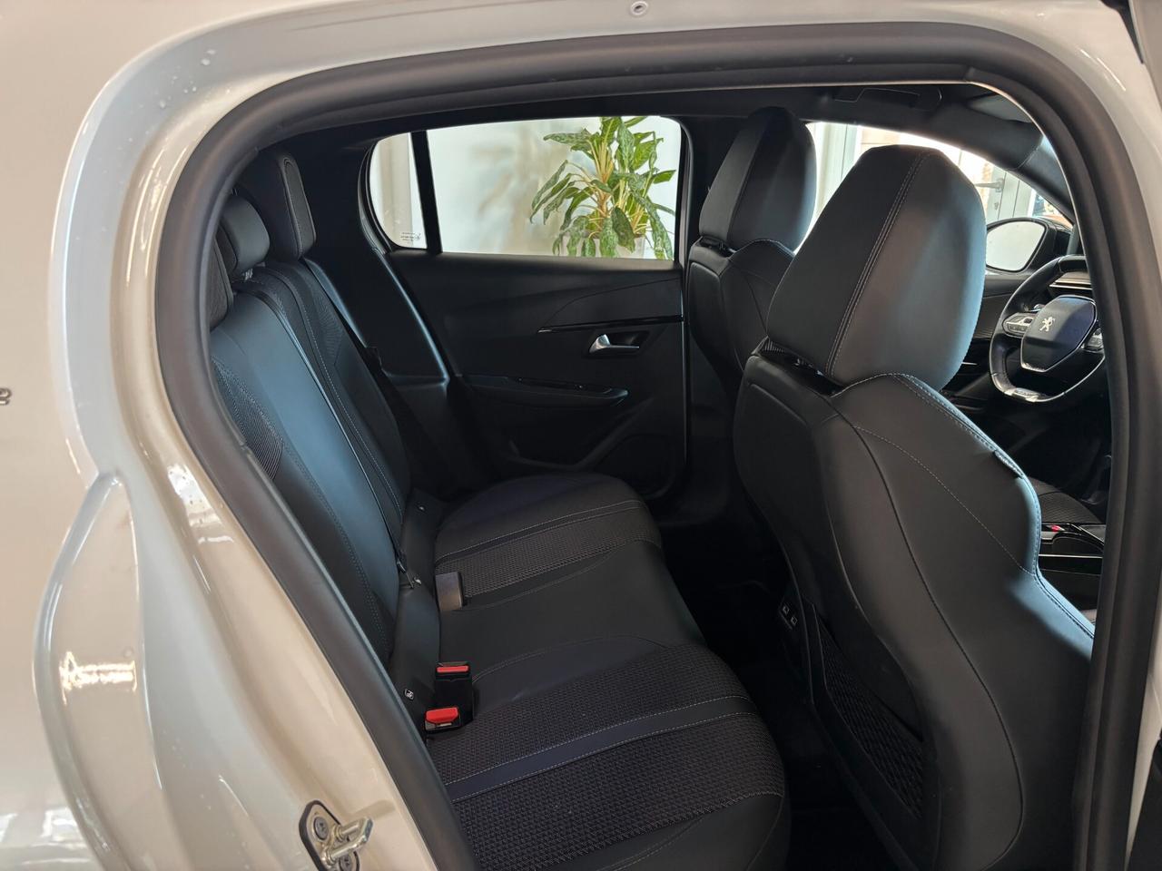 Peugeot 208 PureTech 100 Stop&Start 5 porte GT Line