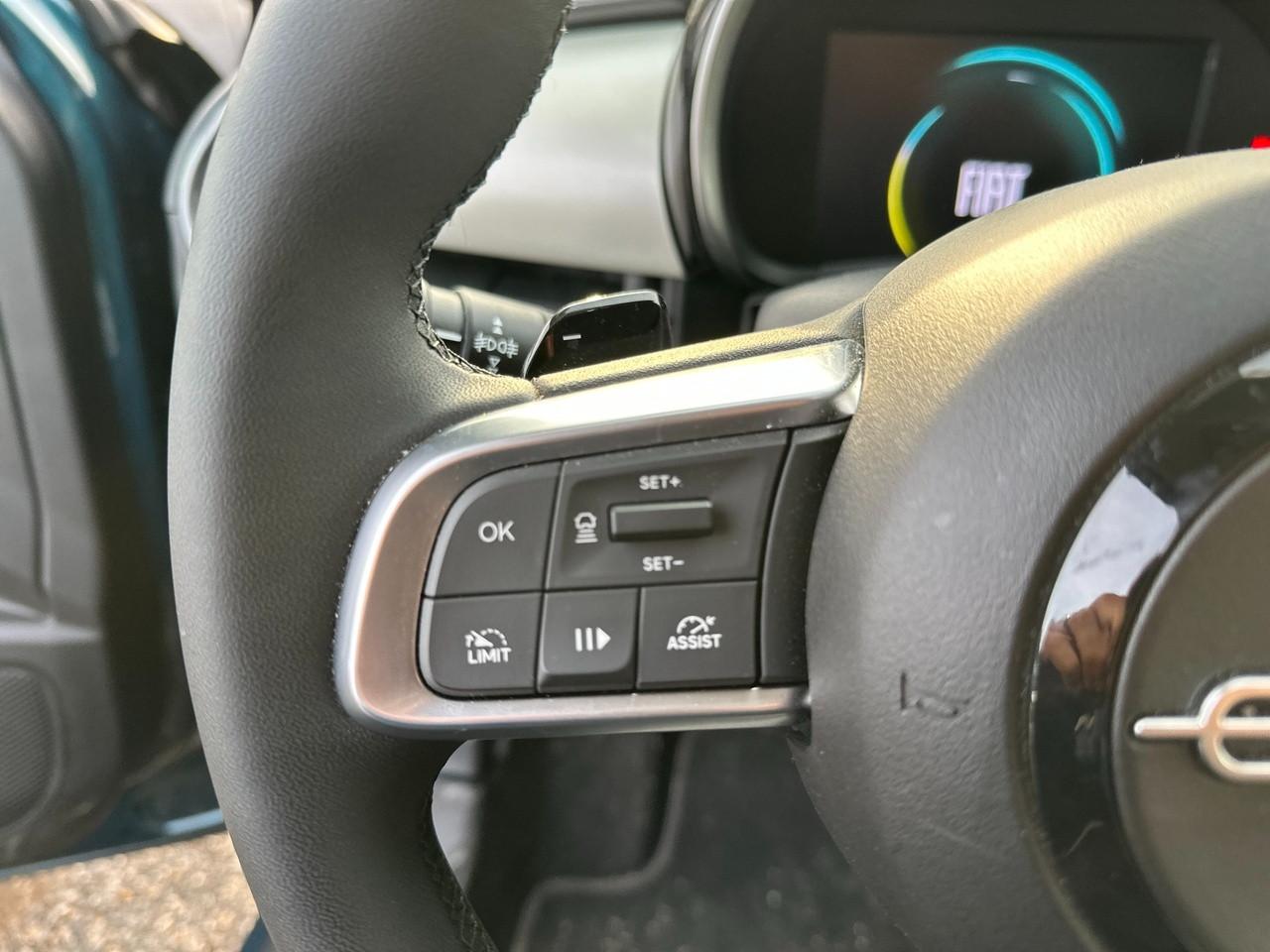 FIAT 600 IV 2023 - 600 1.2 hybrid La Prima 110cv auto