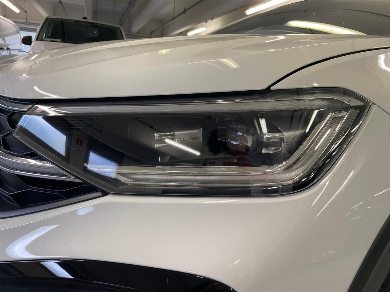 Volkswagen Taigo 1.0 tsi r-line 110cv