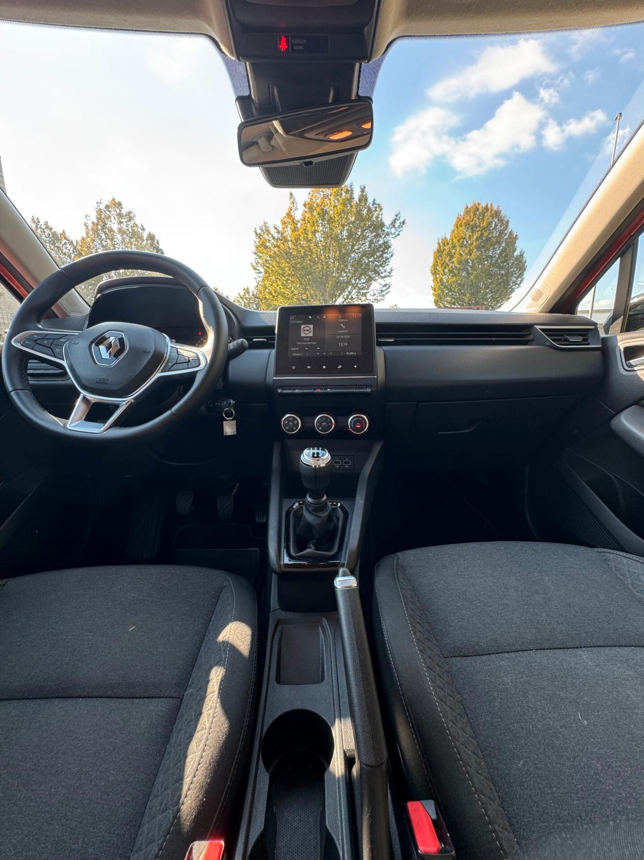 Renault Clio 1.0 SCe 49kw E6 Benz *28.000 km*