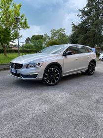 Volvo V60 Cross Country V60 Cross Country D4 AWD Geartronic Summum