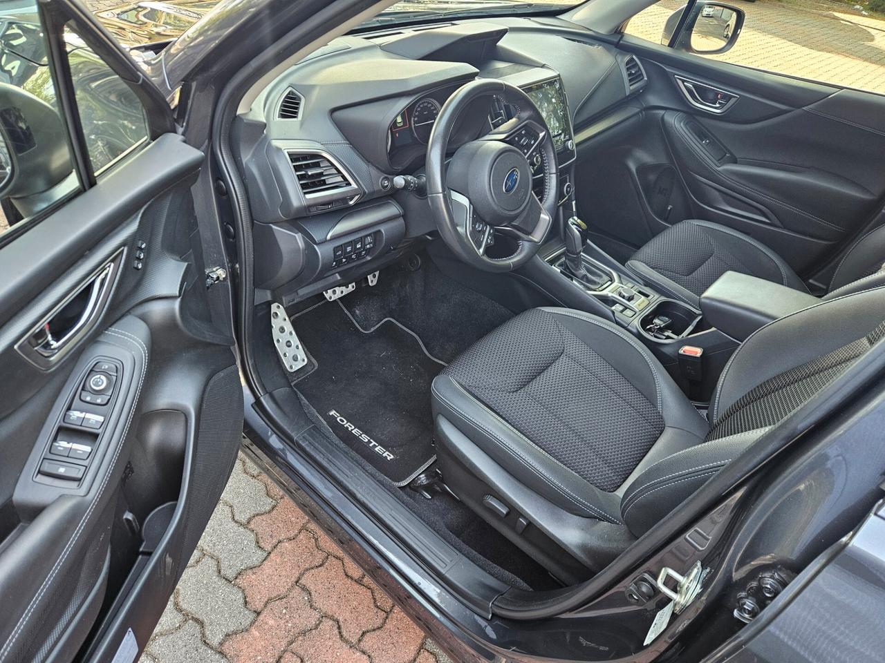 Subaru Forester 2.0 e-Boxer MHEV CVT Lineartronic Style