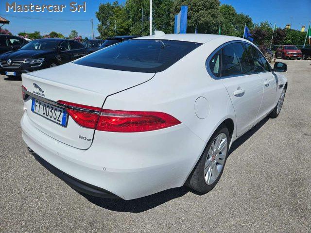 JAGUAR XF XF II Berlina 2.0d i4 Prestige 180cv Auto- FY003SZ