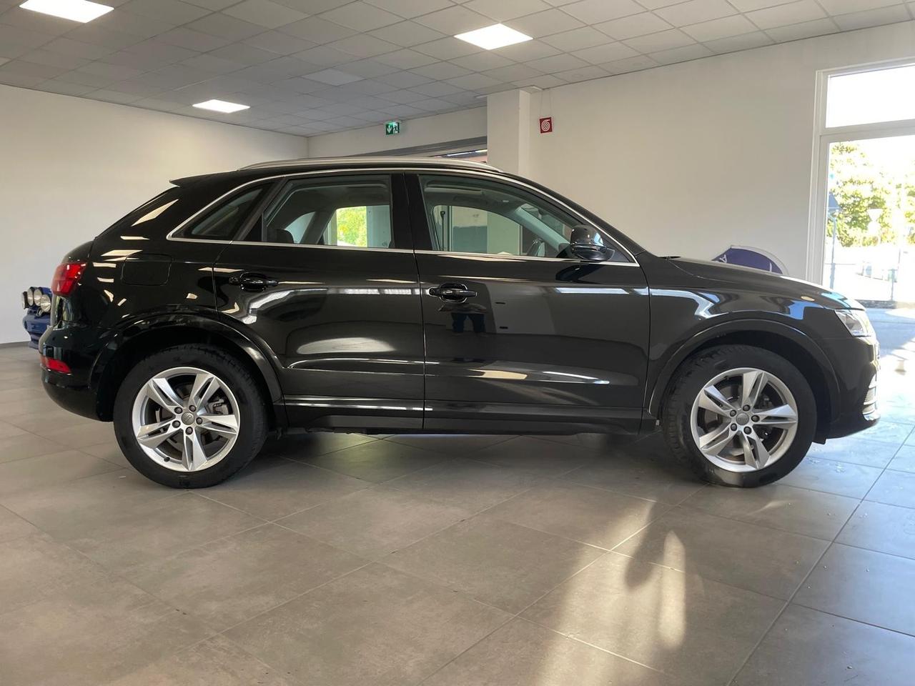 Audi Q3 2.0 TDI 150 CV quattro Sport