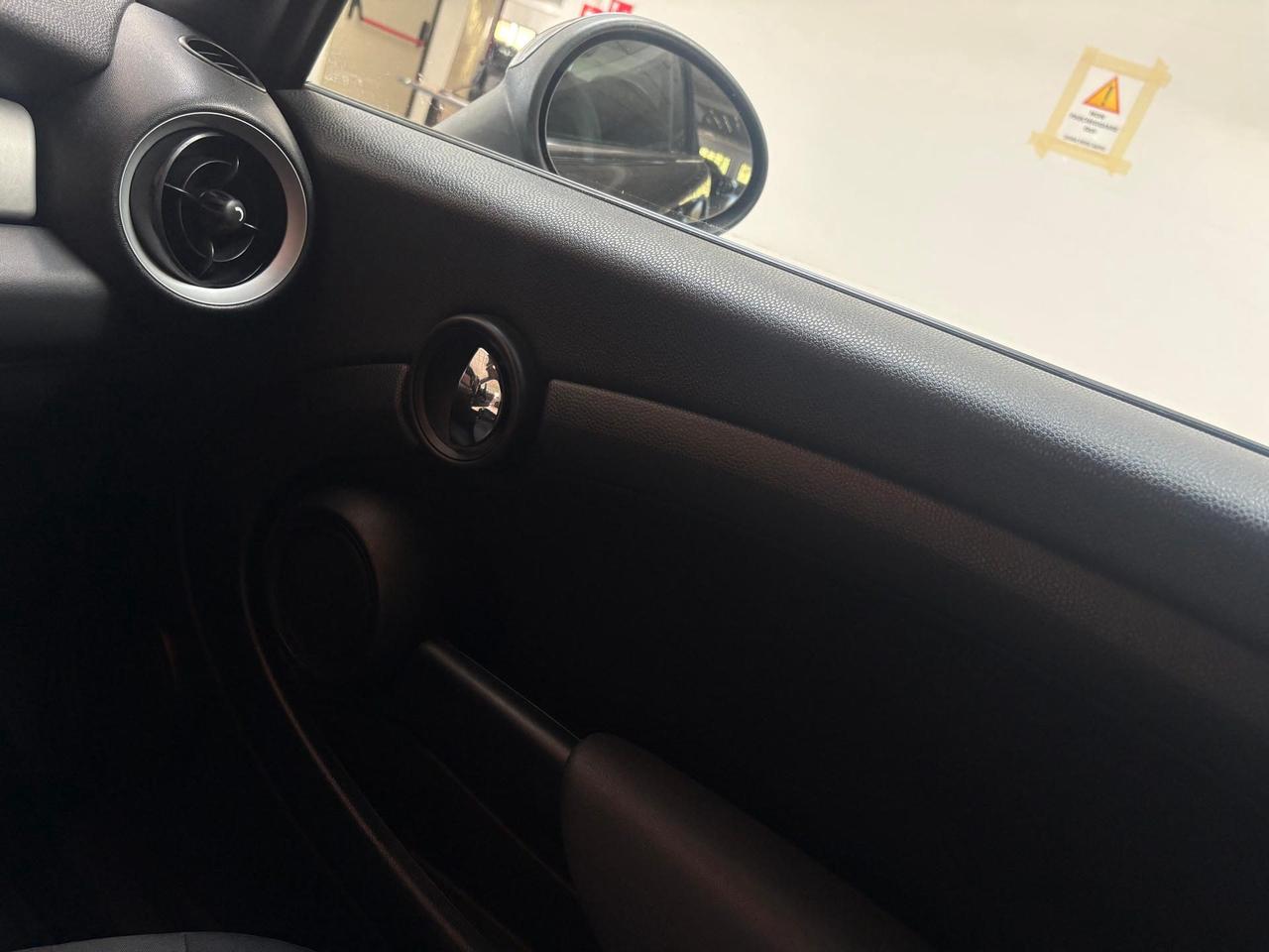 Mini Mini Cabrio 1.6 Cooper D 112cv