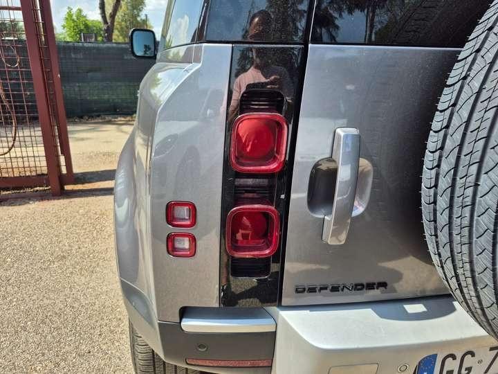 Land Rover Defender 90 3.0D I6 250 CV AWD Auto X-Dynamic SE