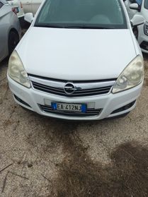 Opel Astra 1.6 GPL- POCHISSIMI KM ANCHE CONTANTI NO RATE OBBLIGATORIE