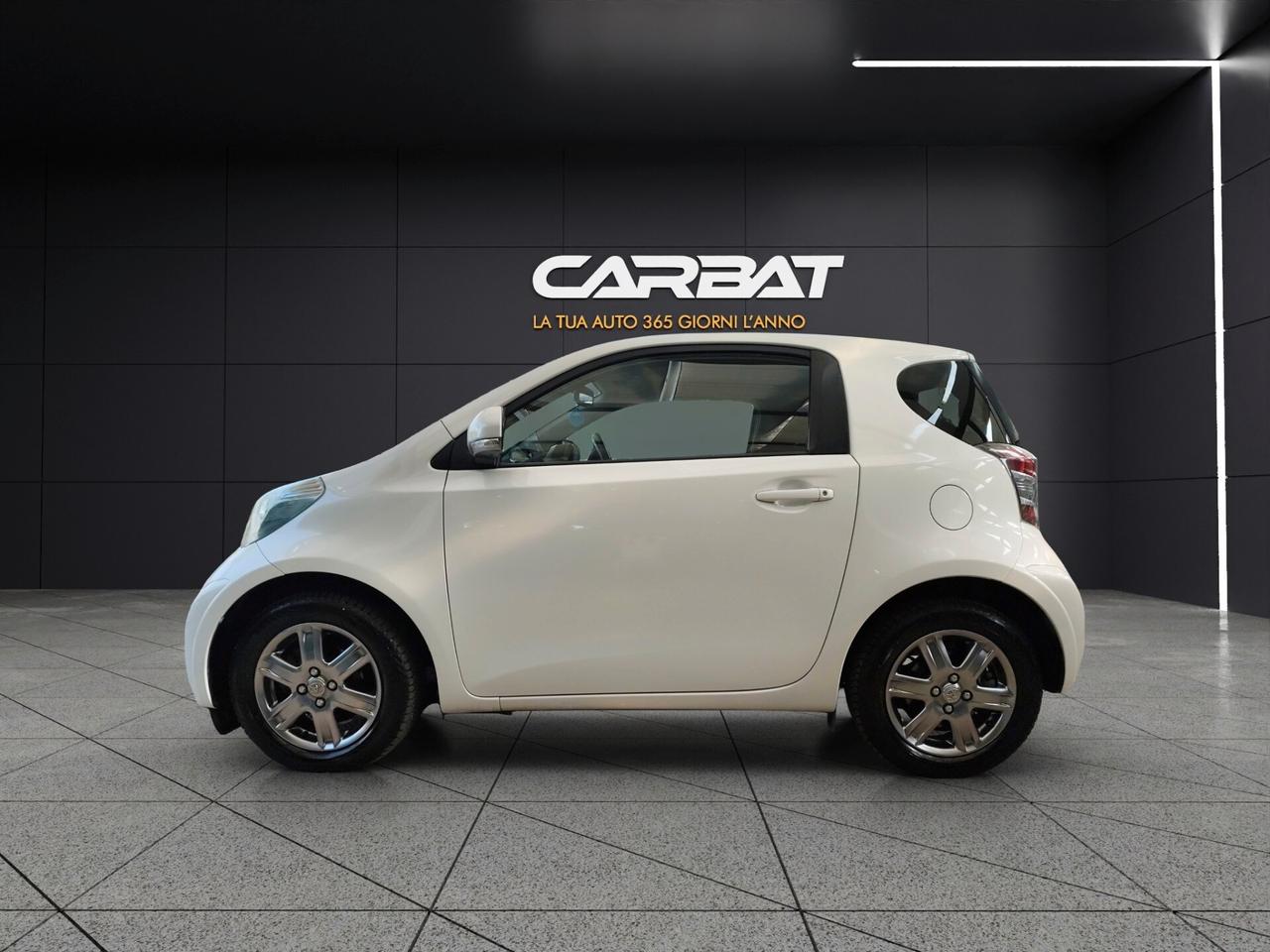 TOYOTA iQ iQ 1.0