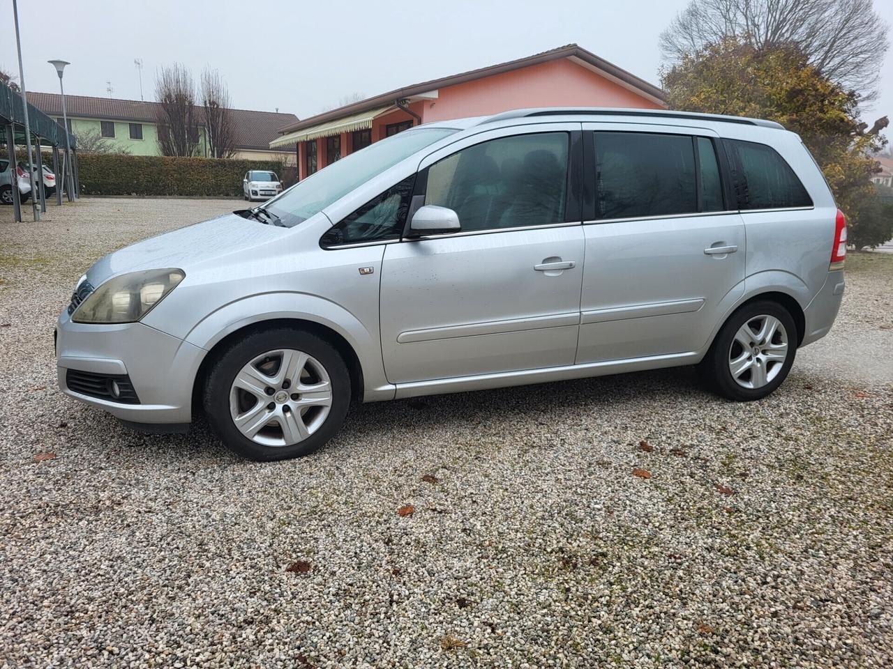 Opel Zafira Opel Zafira 1.9 16v cdti 150cv Cosmo