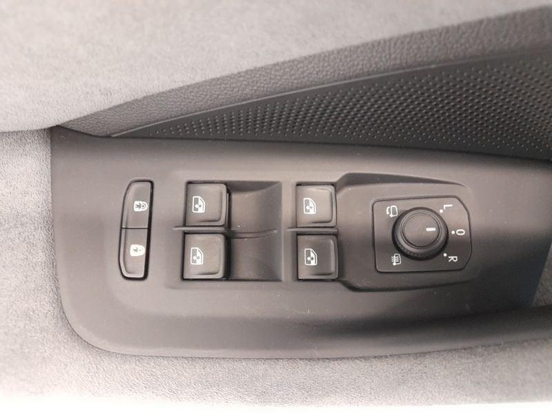 Škoda Superb 2.0 TDI 110kW Selection DSG