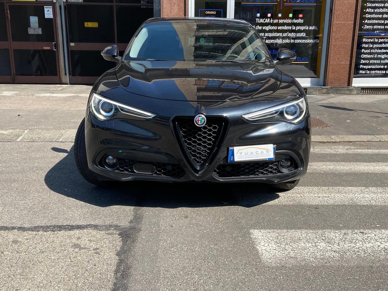 Alfa Romeo Stelvio Executive 2.2 #11022