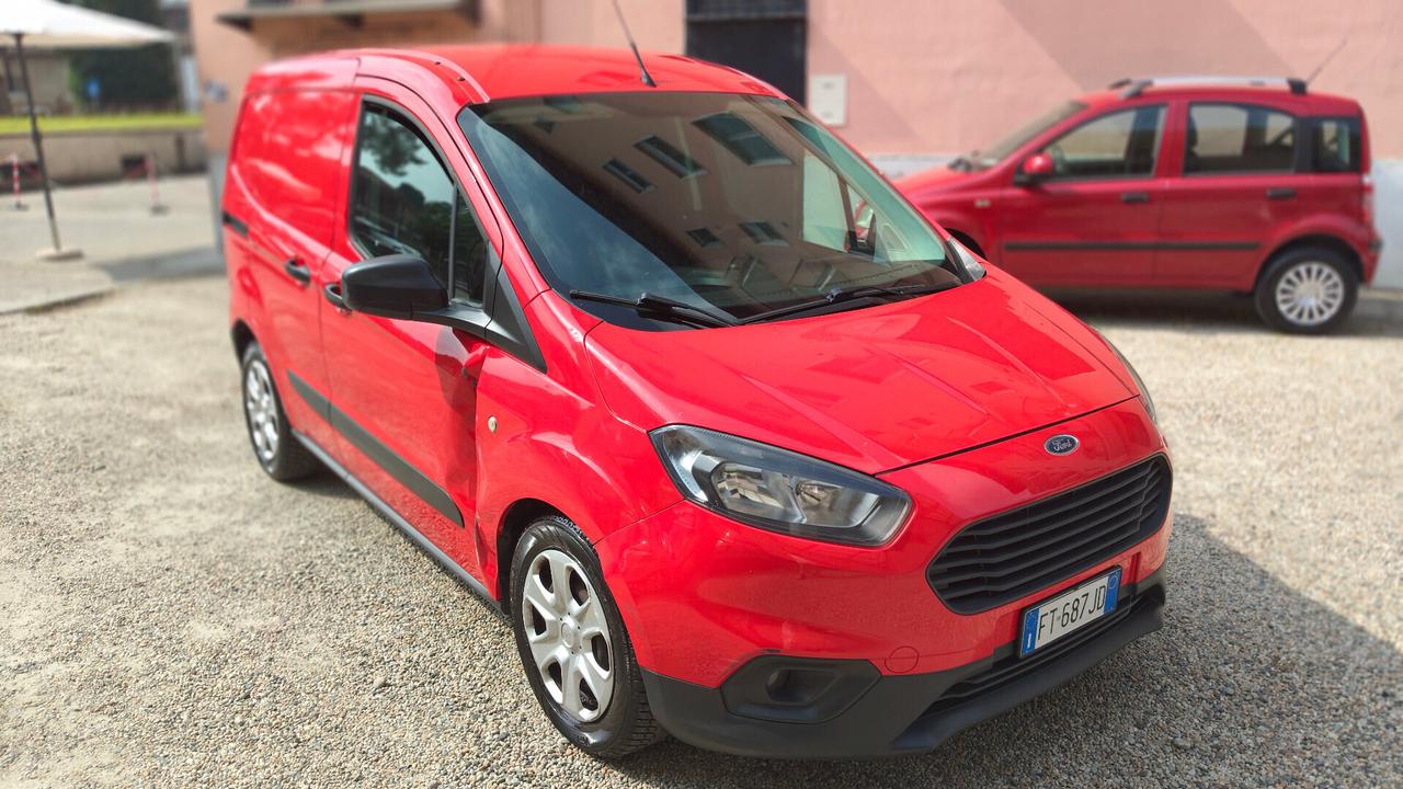 Ford Transit Courier 1.5 TDCi 75CV Titanium