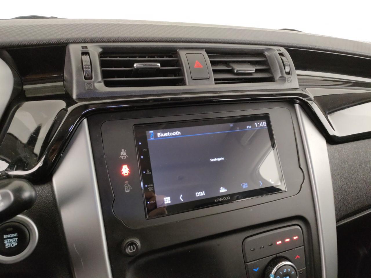 MAHINDRA KUV100 1.2 K8 m-bifuel