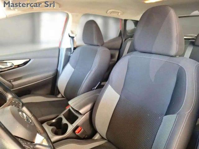 NISSAN Qashqai Qashqai 1.5 dci Business 115cv dct - FW655VM