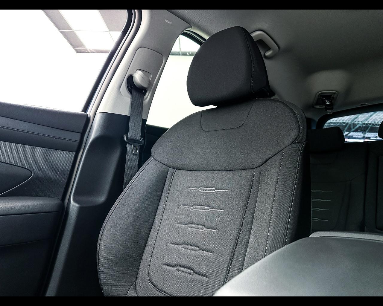 HYUNDAI TUCSON PE 1.6TGDI MT 48V BUSINESS