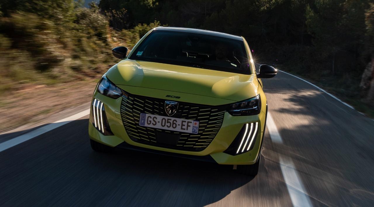 Peugeot 208 PureTech 100 Stop&Start 5 porte Allure