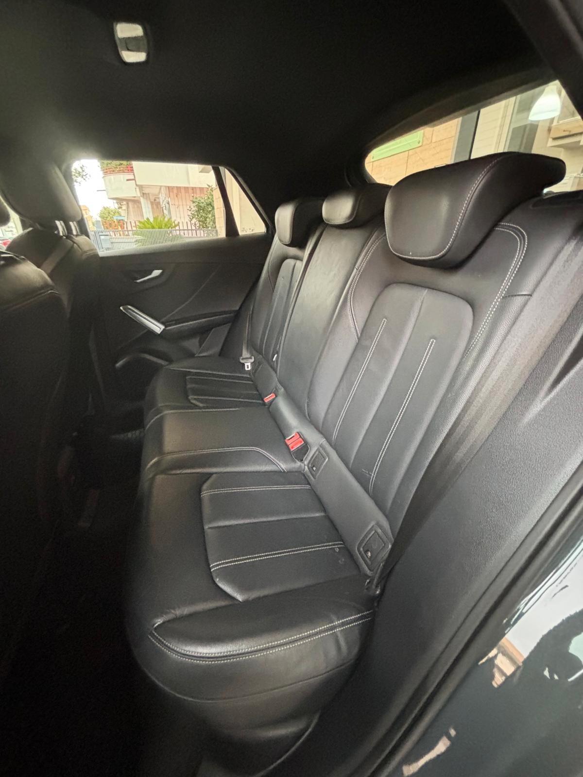 Audi Q2 2.0 TDI quattro S tronic Design