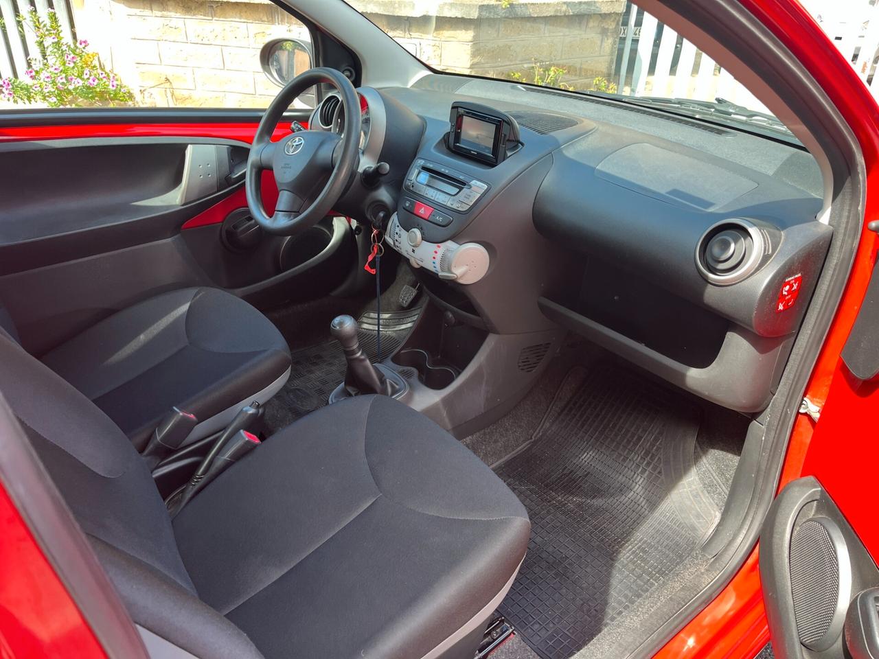 Toyota Aygo 1.0 12V VVT-i 3 porte Orange Connect