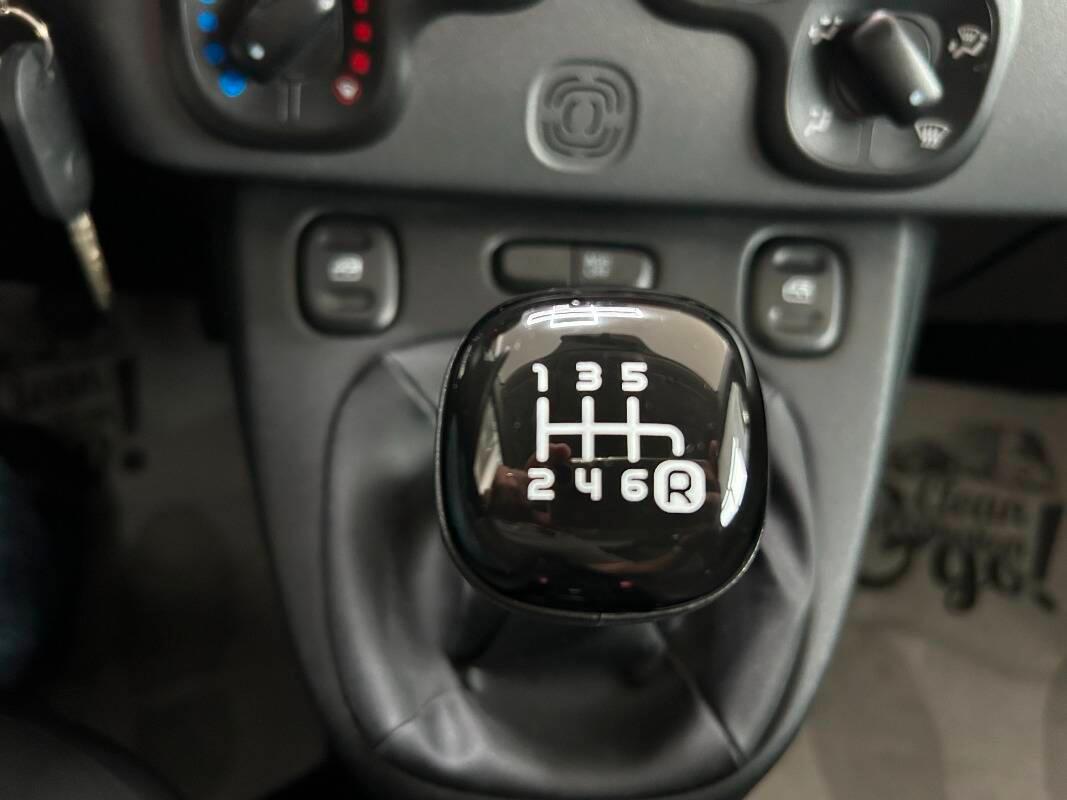 Fiat Panda 1.0 hybrid City Cross s&s 70cv