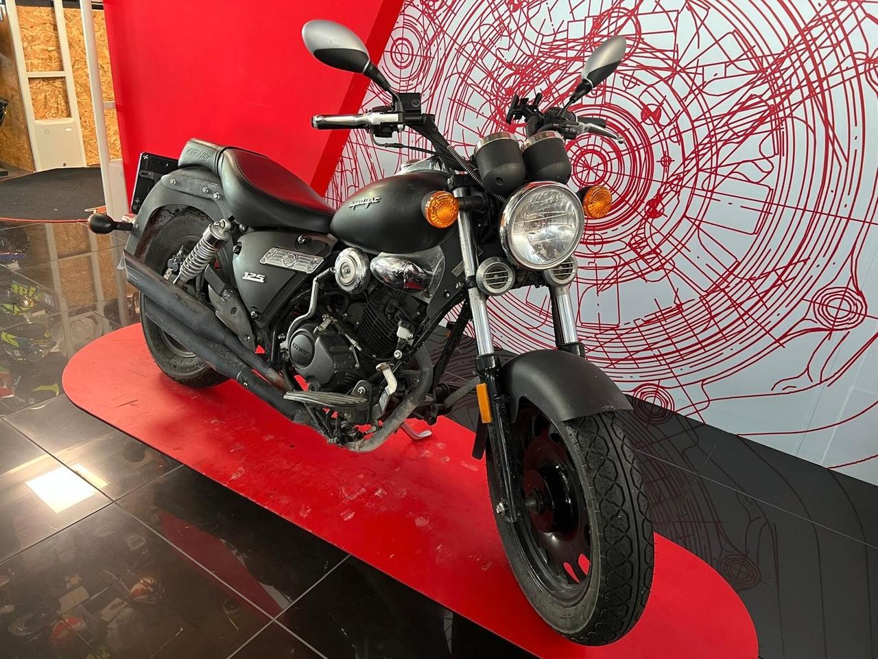 Keeway Superlight 125 2021