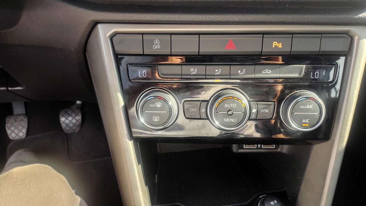 Volkswagen T-Roc 1.6 TDI SCR SPORT BlueMotion Technology