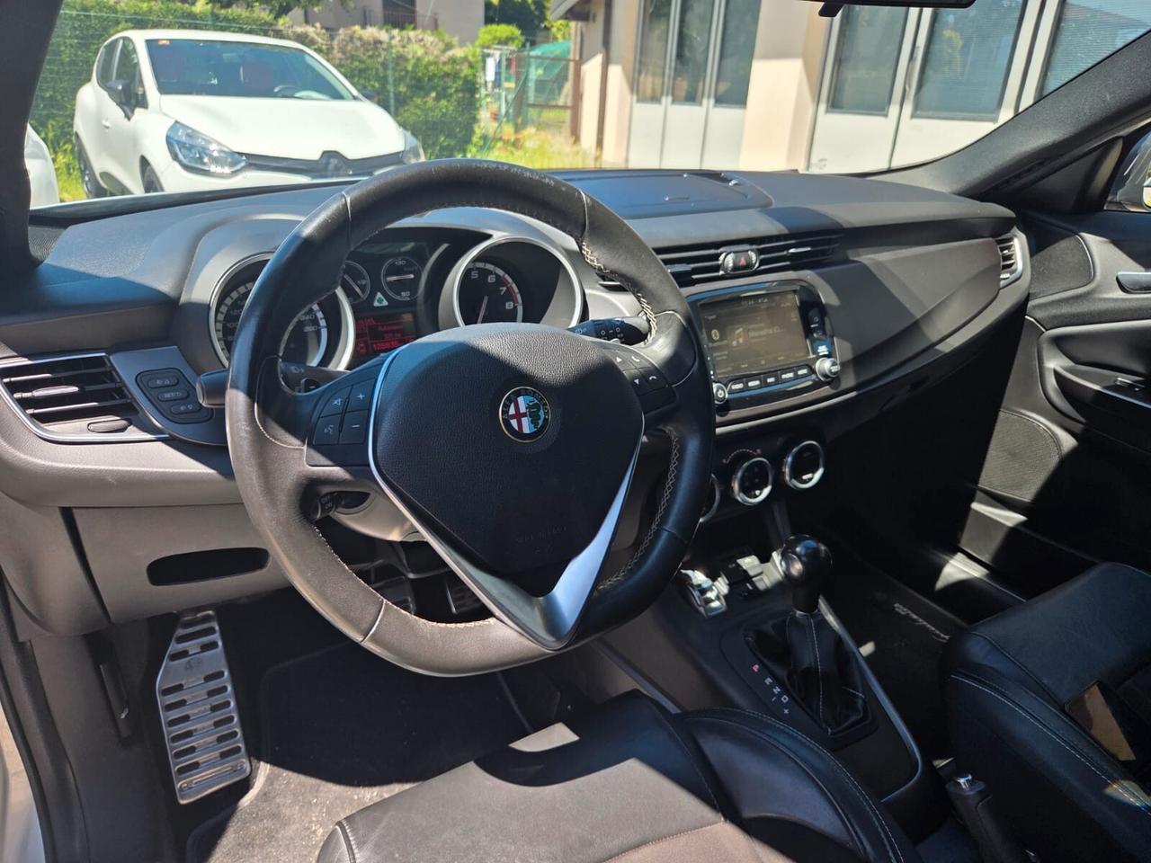 Alfa Romeo Giulietta 1750 Turbo TCT Quadrifoglio Verde