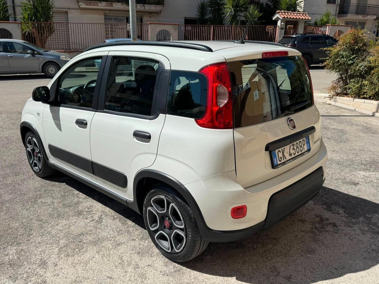 FIAT PANDA 1.0 HYBRID S&S FIREFLY PERFETTA