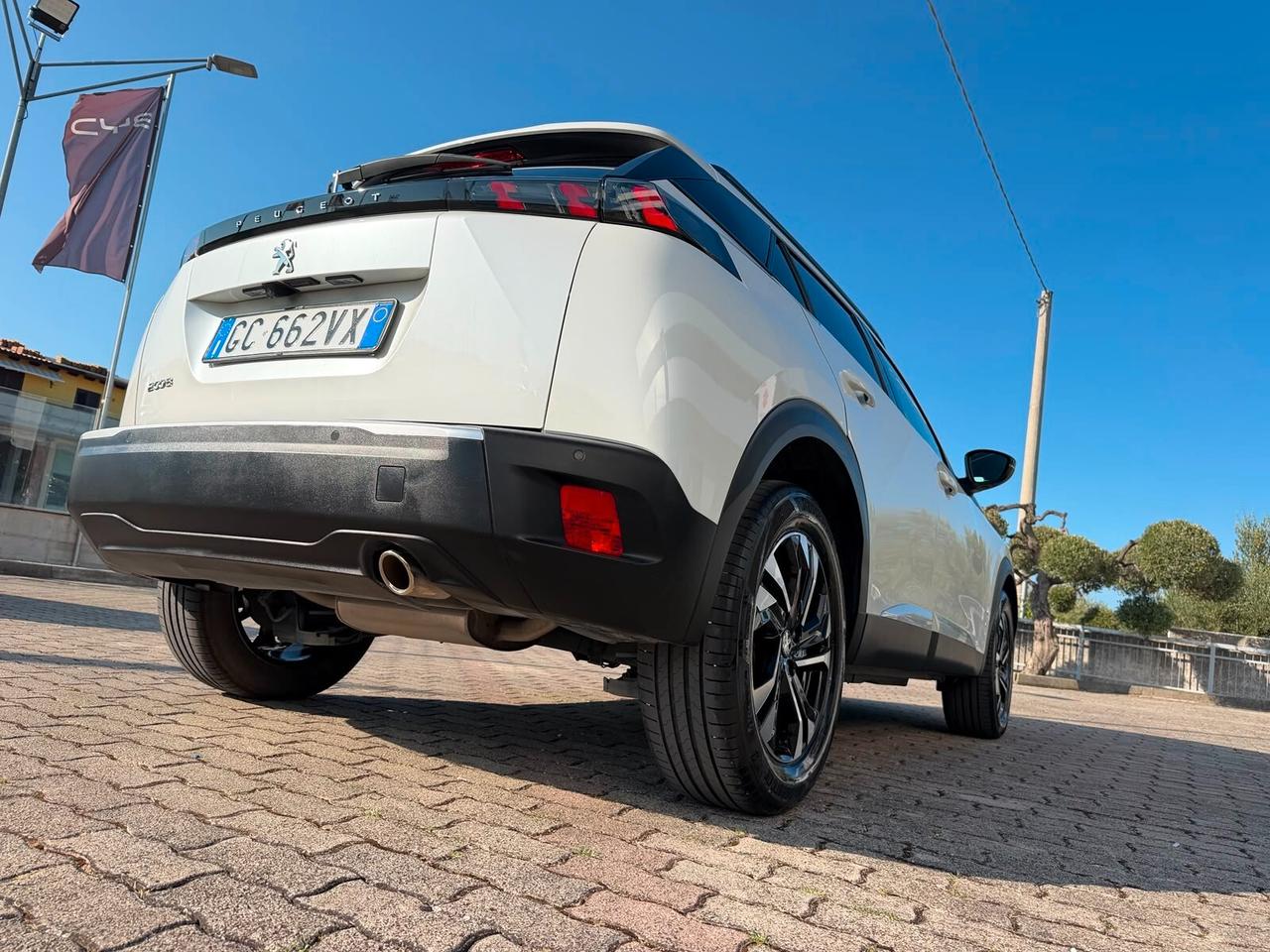 Peugeot 2008 PureTech 100 S&S Allure
