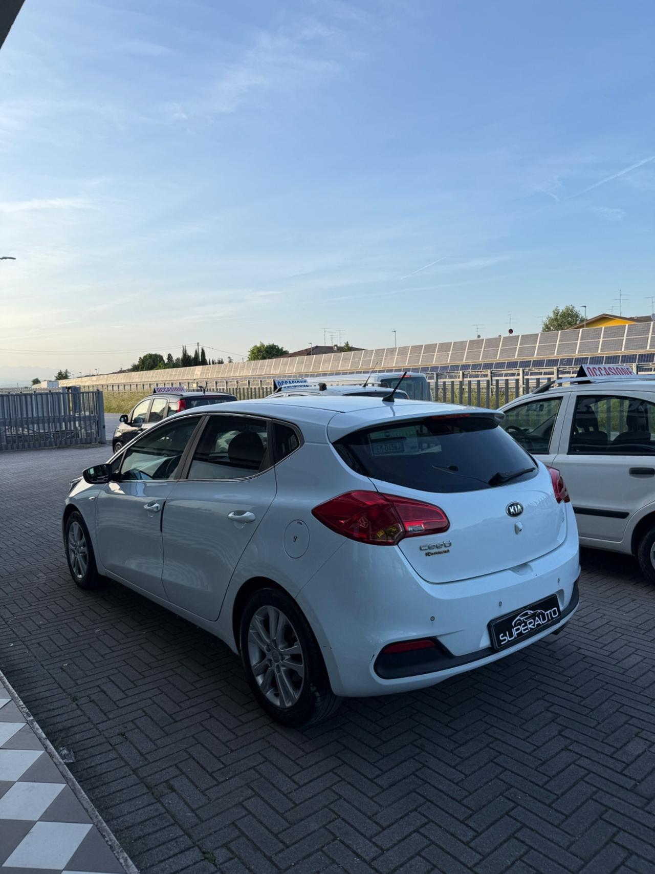 Kia Ceed cee'd 1.4 CVVT 5 porte Cool