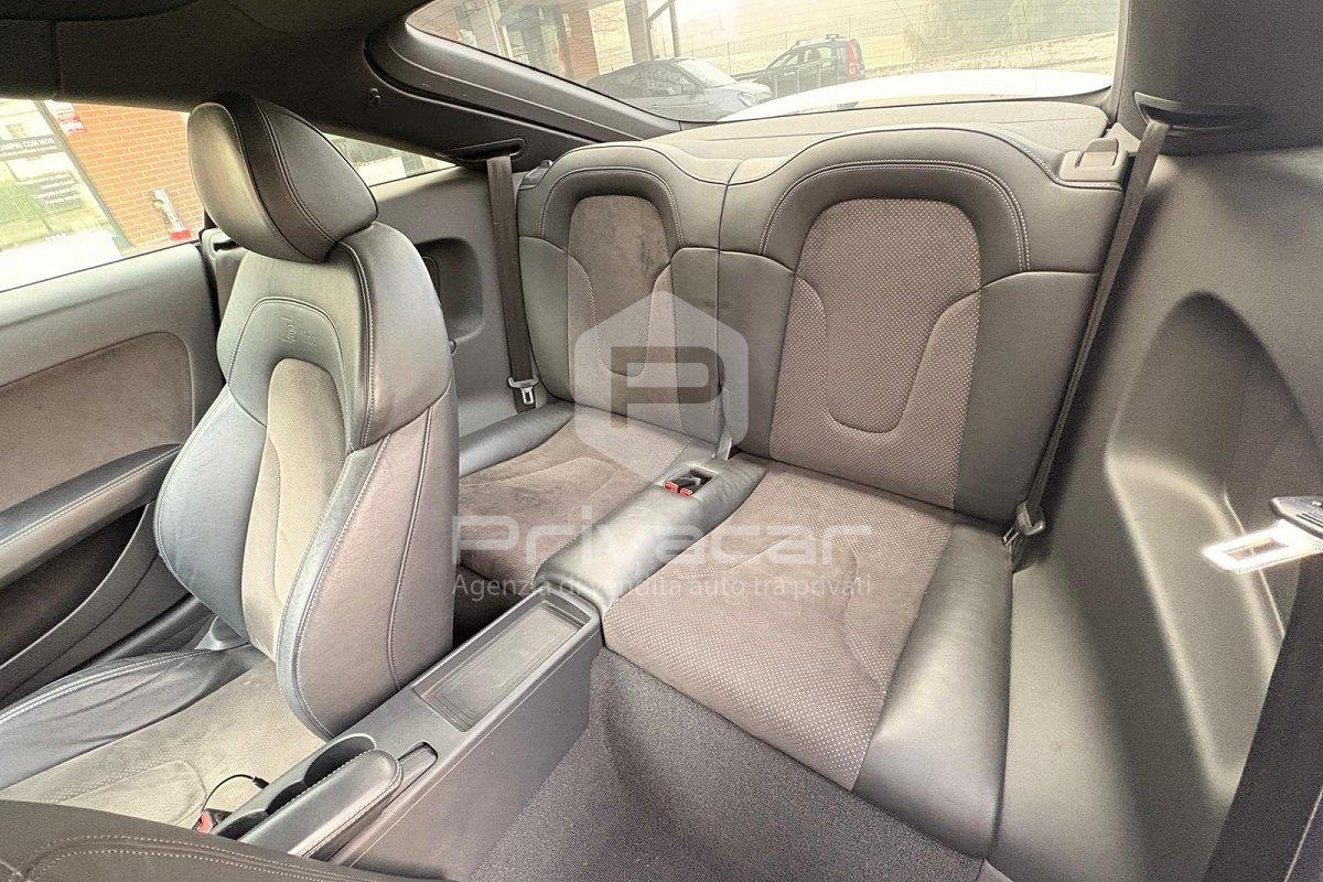 AUDI TT Coupé 2.0 TDI quattro Advanced plus