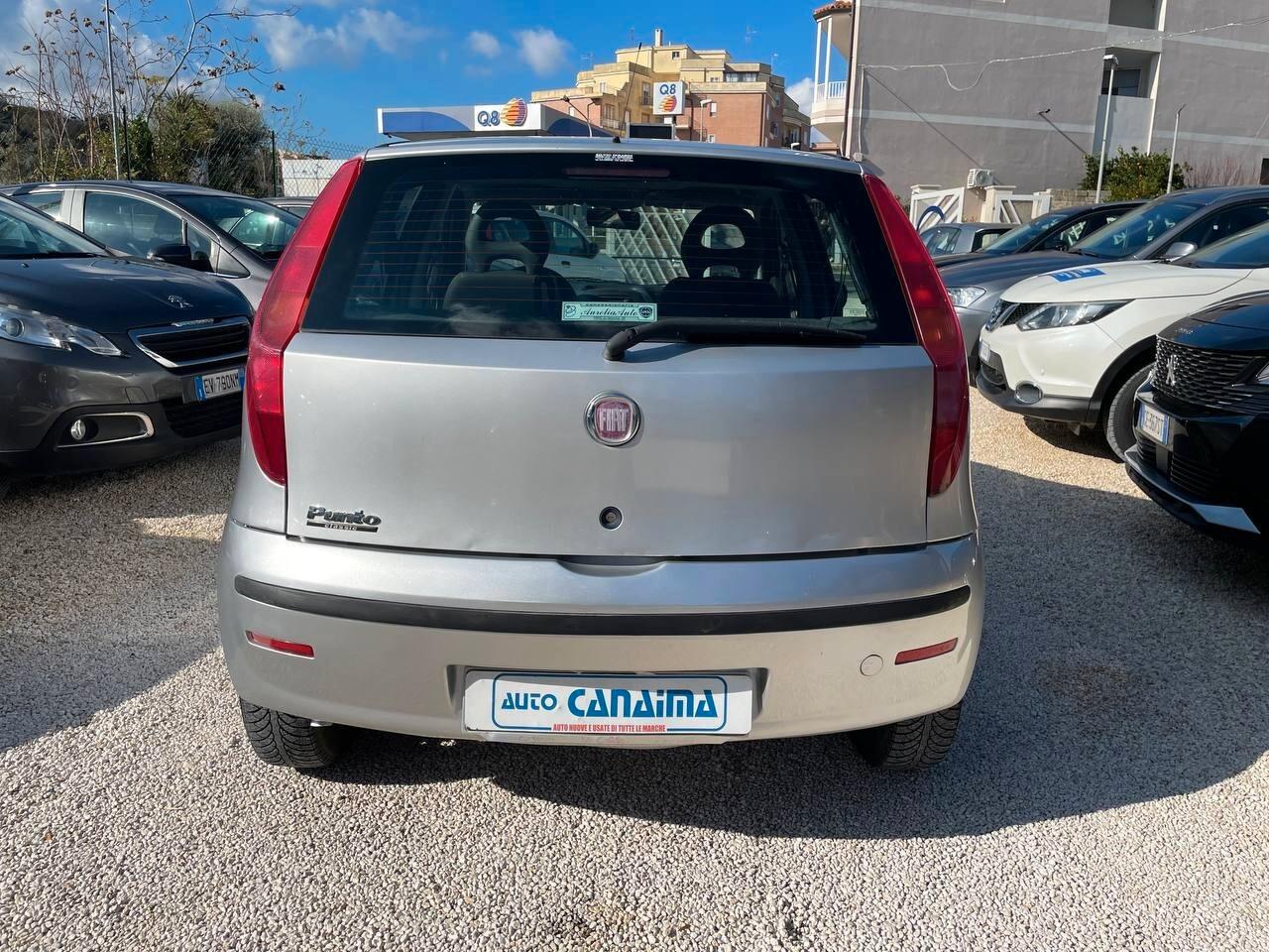 FIAT PUNTO 1.2 B - 2011