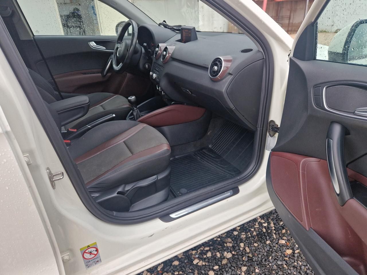 Audi A1 SPB 1.6 TDI Ambition full 2013 90cv