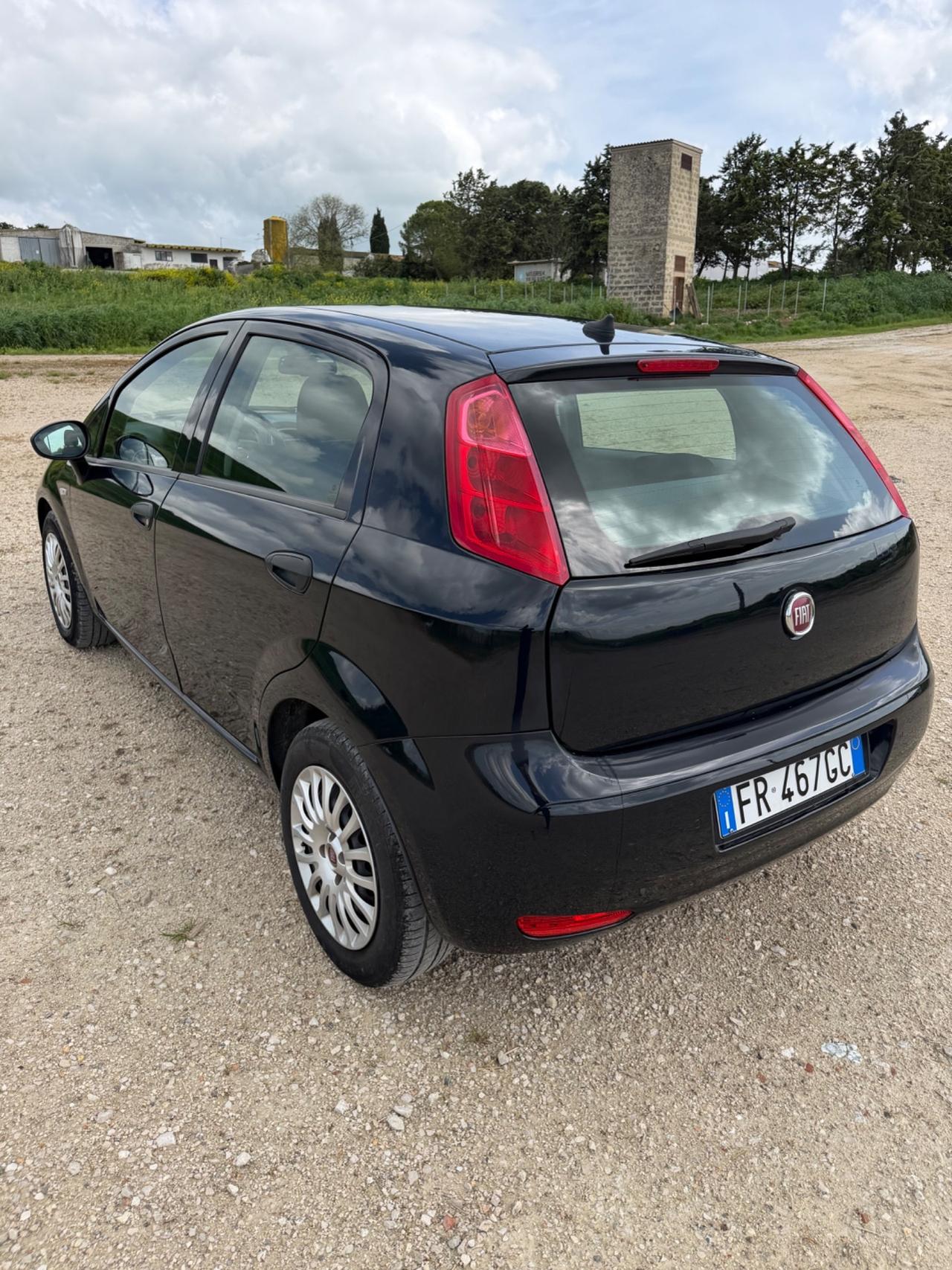 Fiat Punto 1.3 MJT II S&S 95 CV 5 porte Street