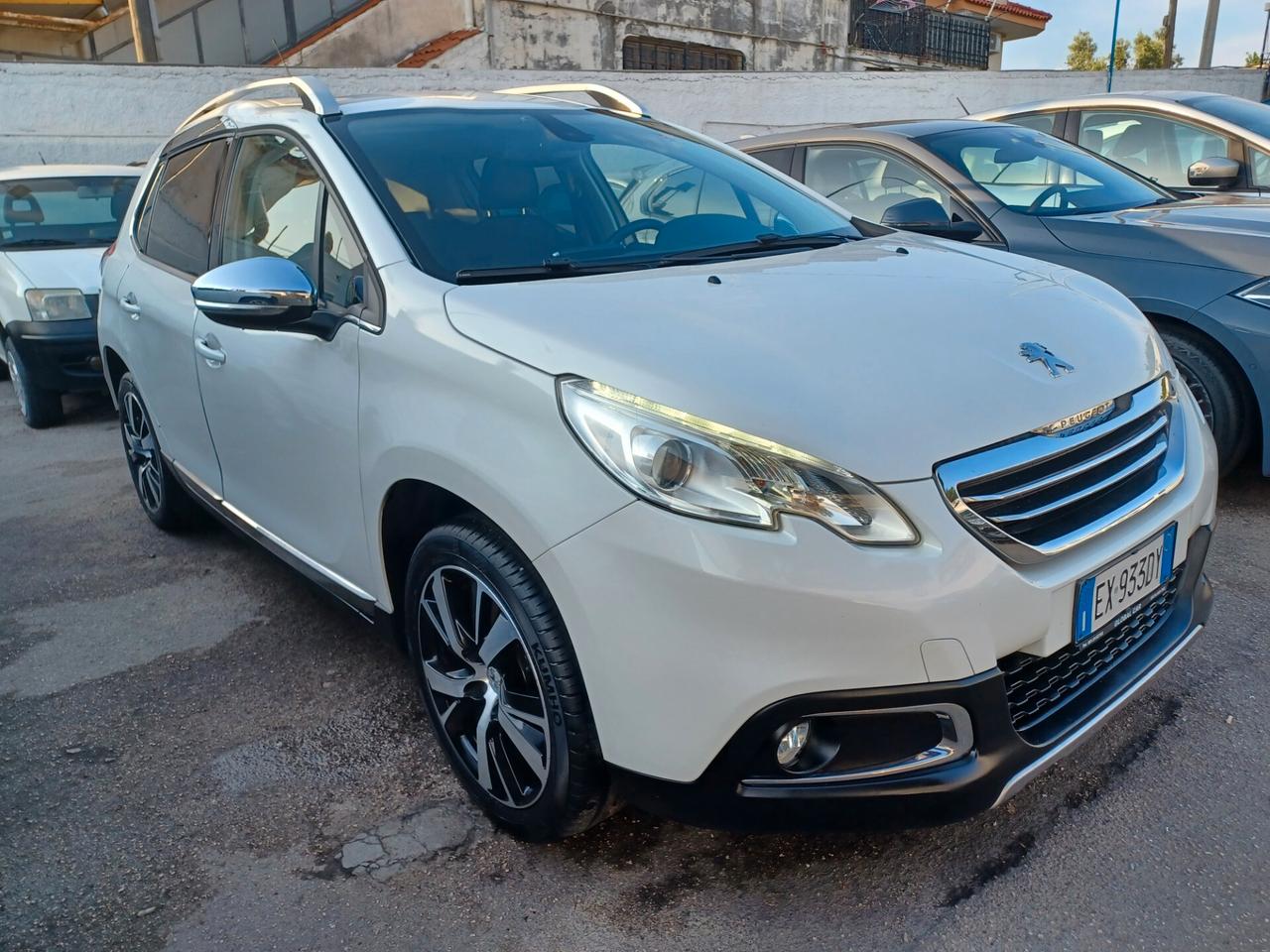 Peugeot 2008 1.6 HDI ALLURE PARI AL NUOVO