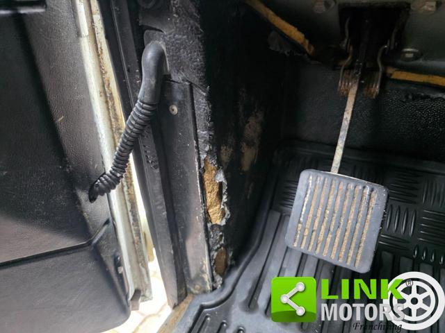 LAND ROVER Defender 2.4 TD4 122 CV 110 Crew Cab